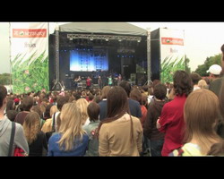 2007.07.28 - M&uacute;m - Russia, Moscow, Picnic Afisha Festival DVD